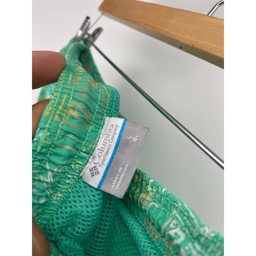 Columbia PFG Men's Swim Trunks‎ Size L Green Fishing Print Shorts